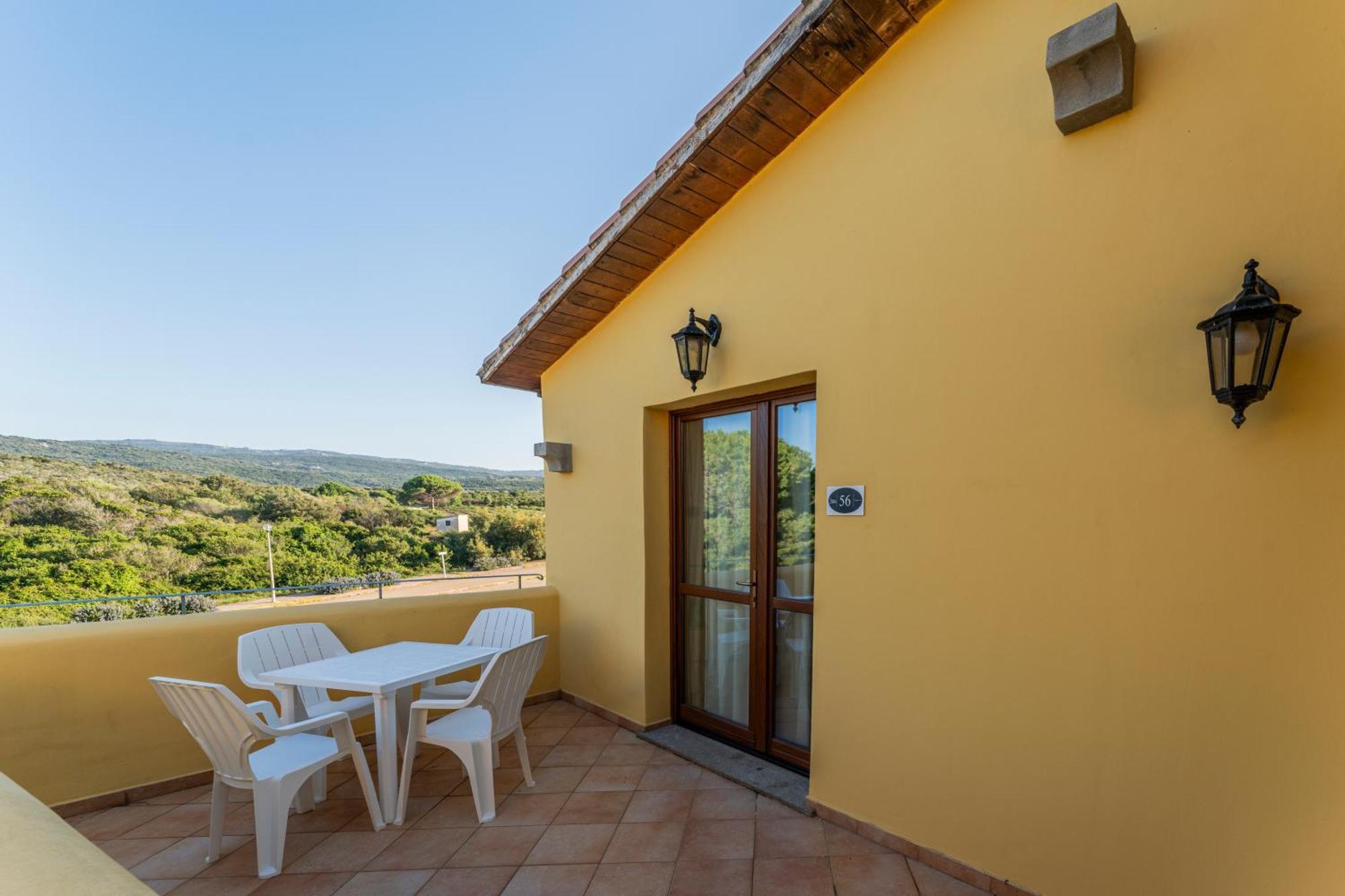 Residence Baia Dei Mirti Vignola Mare Exterior foto